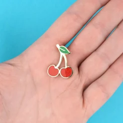 Fashion Pin's Cerise Pin's